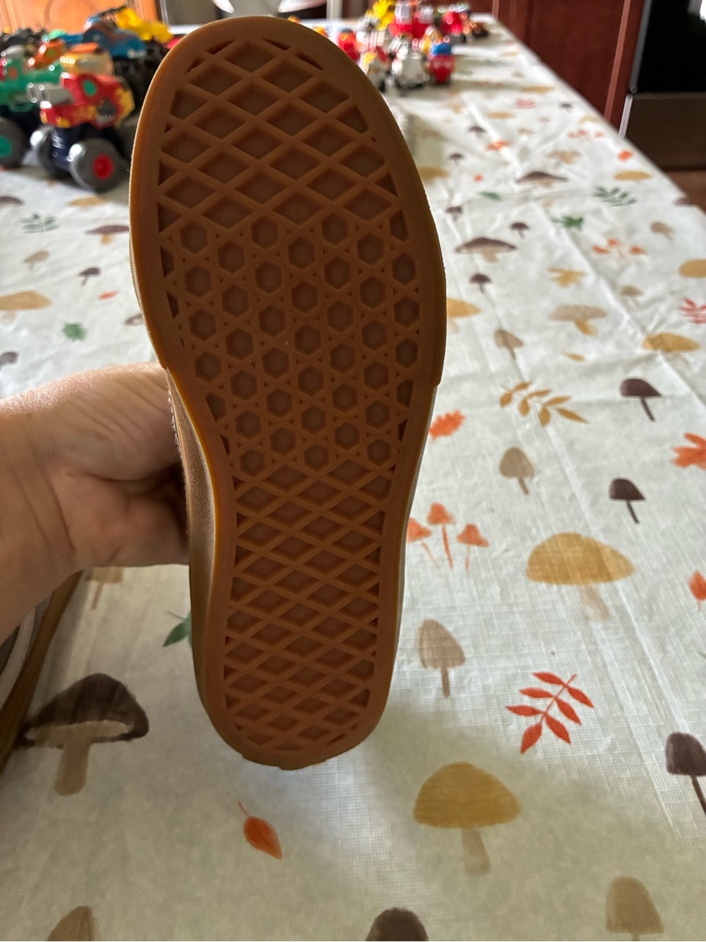 Vans Kids Suede Hook-and-Loop Sneakers in Taupe and Gum - Picture 6 of 7